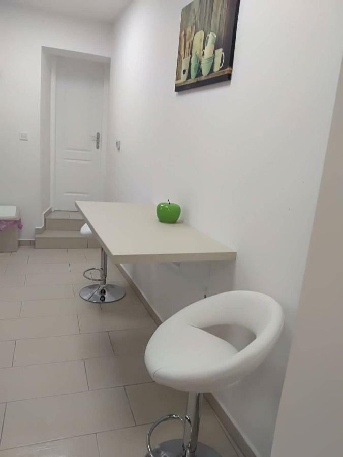 Alma Vendeghaz Hotel Veszprém Eksteriør billede