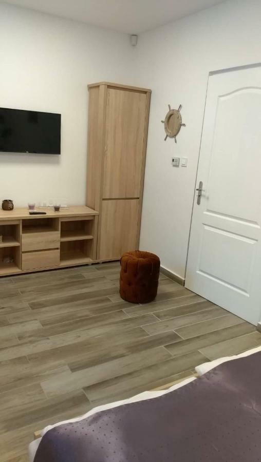 Alma Vendeghaz Hotel Veszprém Eksteriør billede